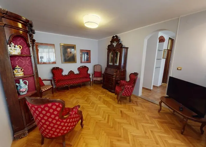 Apartment Writer's In An Unique District