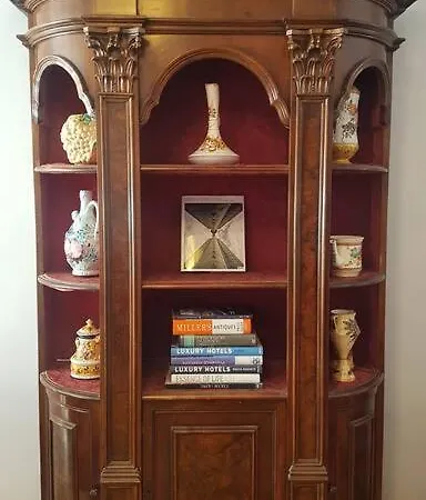 Apartment Writer's In An Unique District *