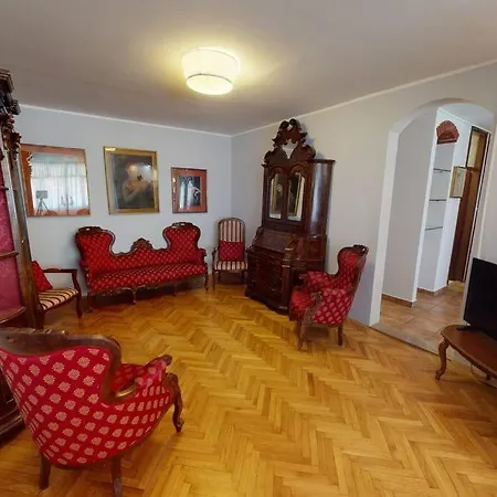 Apartment Writer's In An Unique District